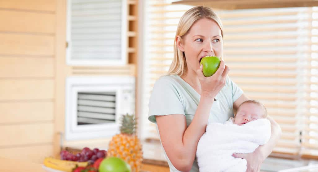 Easy Snacks for breastfeeding moms