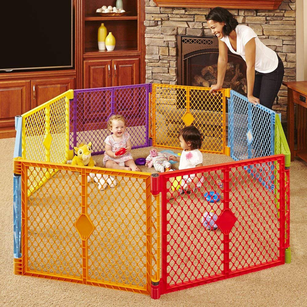 North States Superyard portable play yard