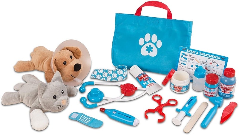 Melissa & Doug Examine & Treat Pet Vet Play Set