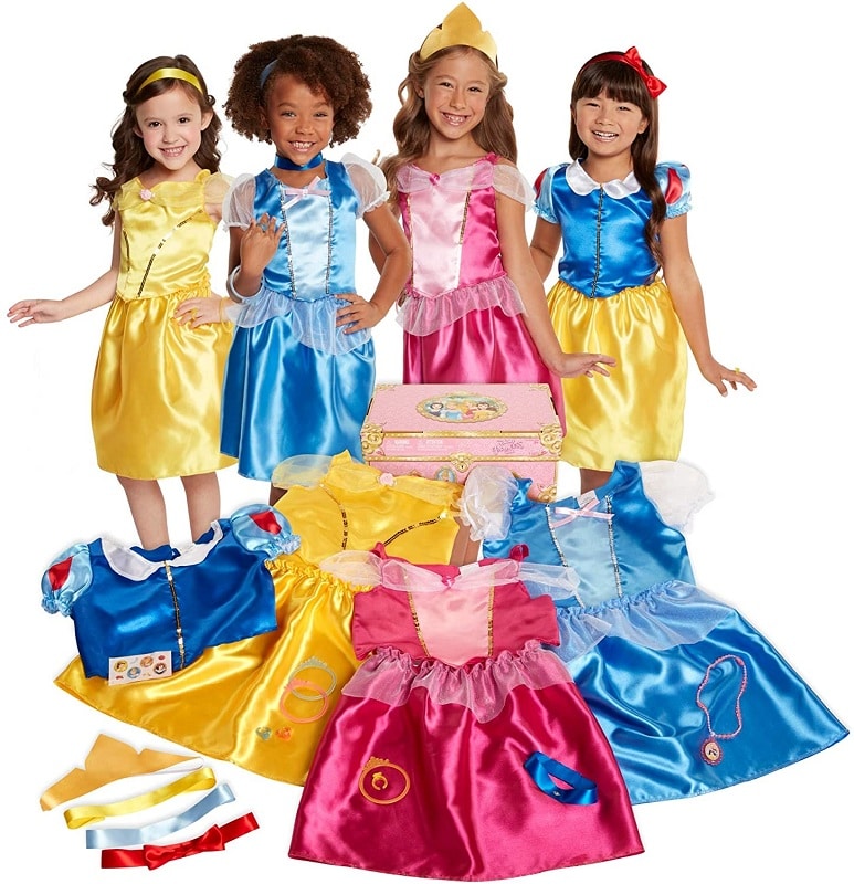 Disney Princess Dress Up Trunk Deluxe 21 Piece