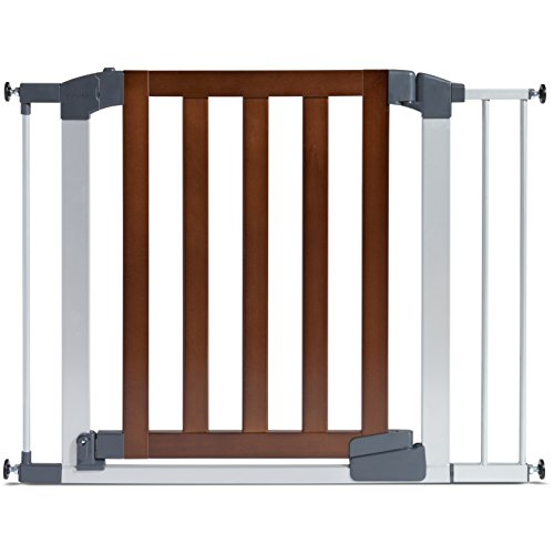 Munchkin Auto Close Modern Pressure Mounted Baby Gate