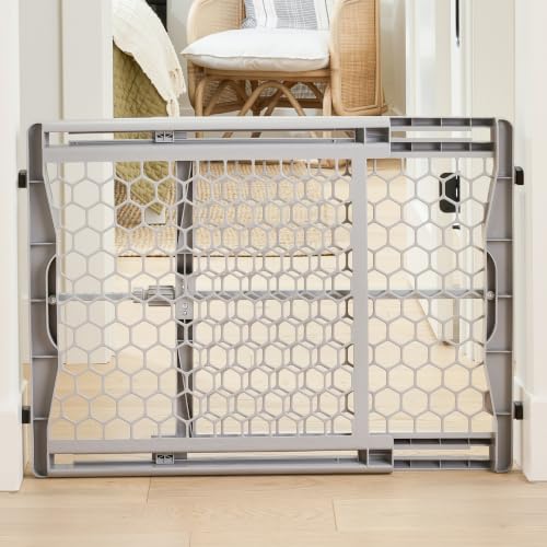 Regalo Easy Fit Plastic Adjustable Extra Wide Baby Gate